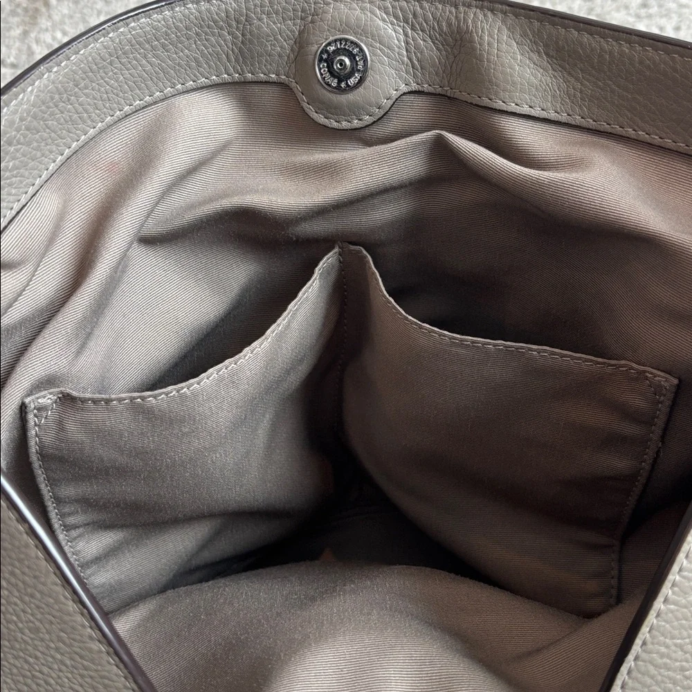 COACH Lexy Fog (Gray) Pebble Leather 3 Compartment Shoulder Bag #F27593 - Picture 8 of 16